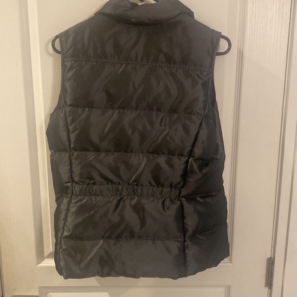 Lands End Puffer Vest - Picture 2 of 5